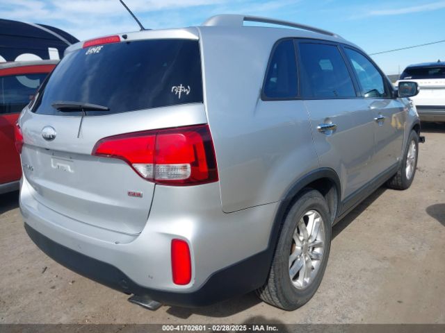 5XYKTCA68EG438951 KIA SORENTO LX
