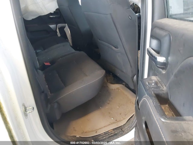1GCVKRECXHZ342926 Chevrolet Silverado 1500 1lt