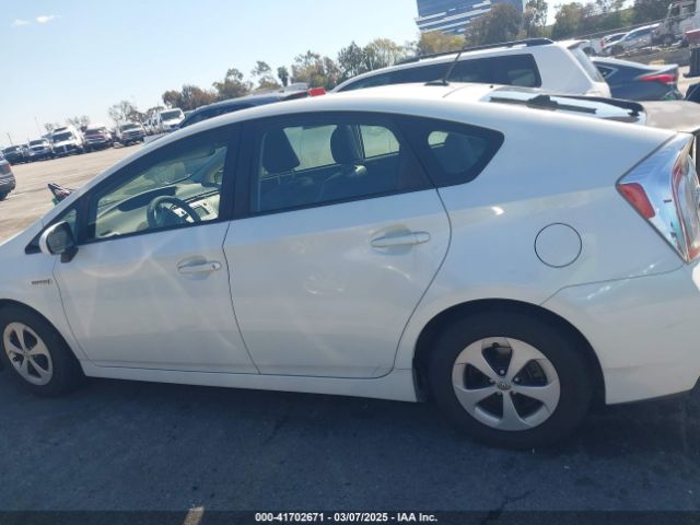 JTDKN3DU8E1771994 Toyota Prius Four