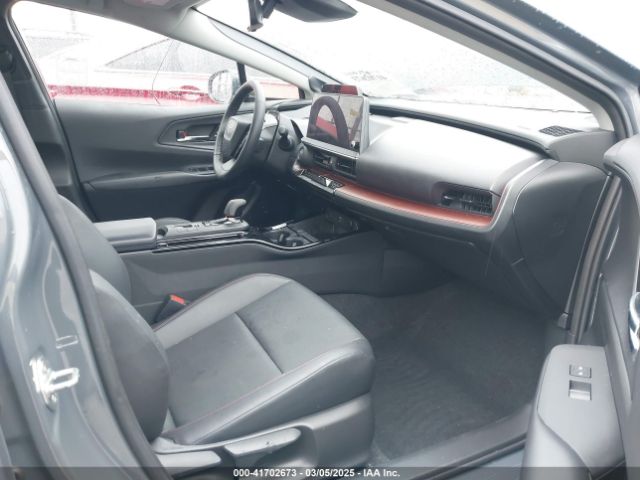 2023 TOYOTA PRIUS PRIME JTDACACU4P3006943 Photo 4