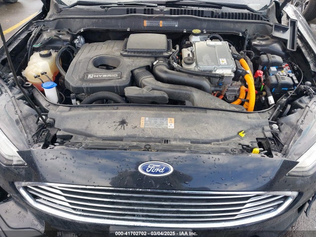 Ford 2019 2019 3FA6P0LU1KR262008 Image 10