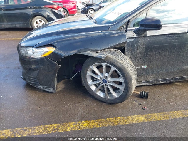 Ford 2019 2019 3FA6P0LU1KR262008 Image 6