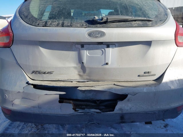 Ford FOCUS SE 2015 1FADP3K29FL386430 Image 6