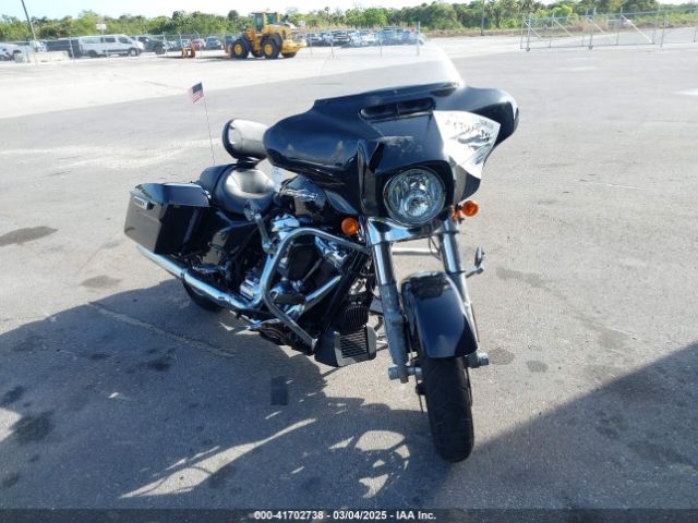 2021 HARLEY-DAVIDSON FLHX 1HD1KBC13MB674053