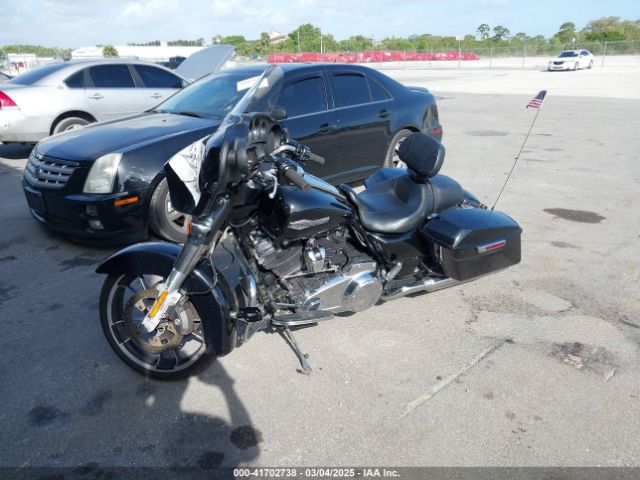 2021 HARLEY-DAVIDSON FLHX 1HD1KBC13MB674053 Photo 1