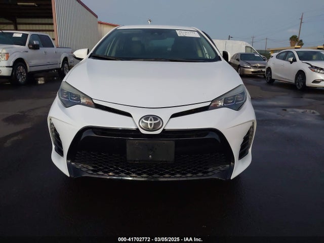 Toyota COROLLA SE 2017 5YFBURHE8HP657227 Image 12
