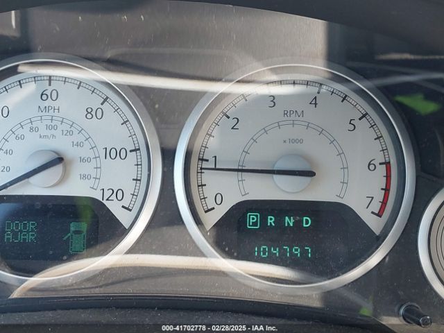 2010 CHRYSLER TOWN & COUNTRY 2A4RR8D17AR414814 Photo 6