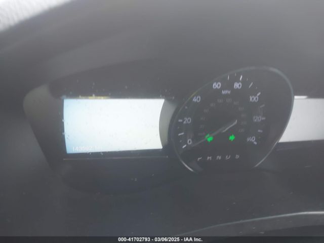 1FM5K8F88HGB83657 Ford Explorer Limited