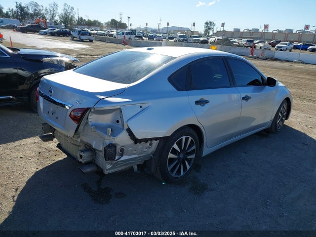 1N4AL3AP8JC245126 Nissan Altima 2.5 Sl