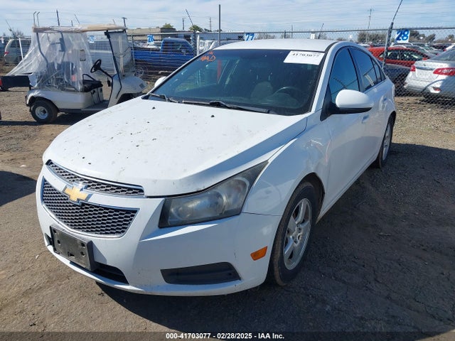 Chevrolet Cruze 1lt Auto 2014 1G1PC5SB0E7368445 Image 2