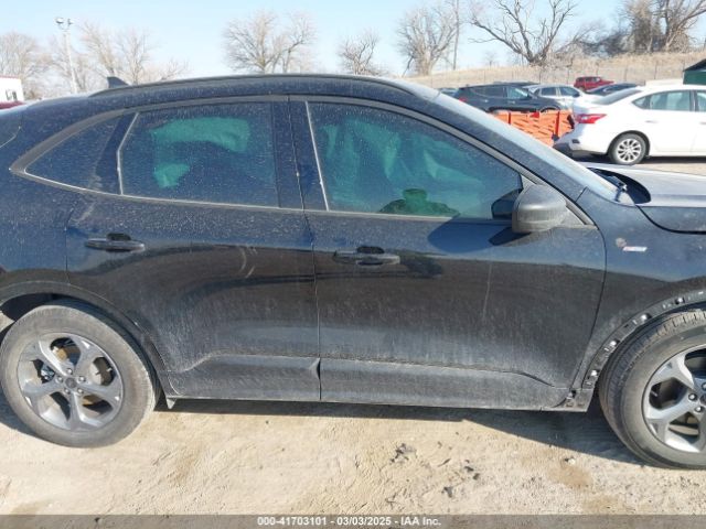 1FMCU9MN3RUA55927 Ford Escape St-line