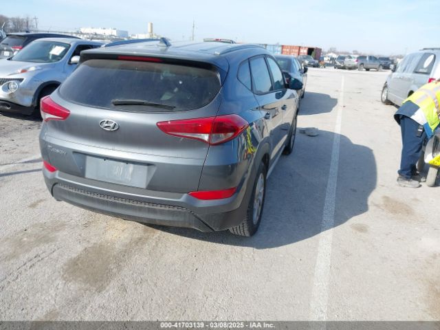KM8J33A40HU459575 Hyundai Tucson Se Plus