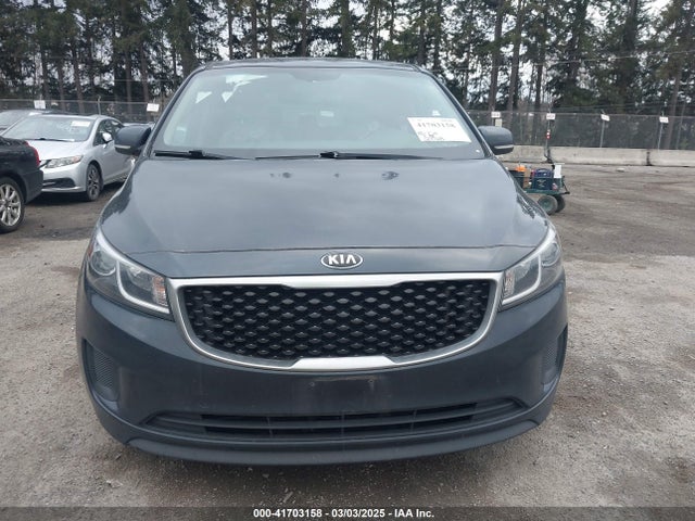 KIA SEDONA LX 2017 KNDMB5C16H6220040 Image 12