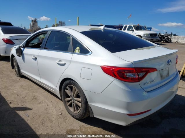 5NPE24AF8FH232772 Hyundai SONATA SE