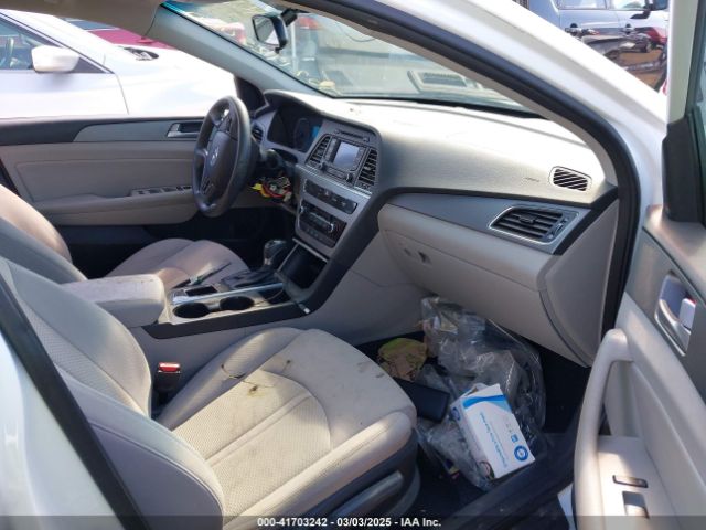 5NPE24AF8FH232772 Hyundai SONATA SE