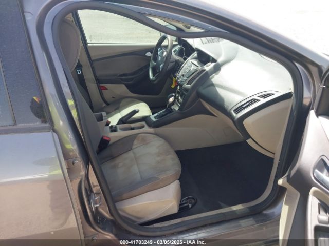 1FADP3F20EL253676 Ford FOCUS SE