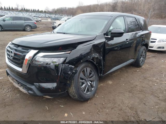 5N1DR3ACXRC243551 Nissan Pathfinder S 4wd
