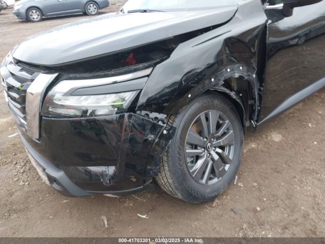 5N1DR3ACXRC243551 Nissan Pathfinder S 4wd