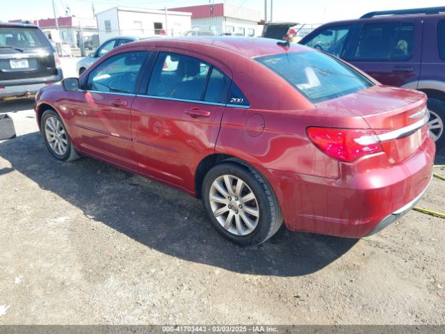2013 CHRYSLER 200 1C3CCBBB7DN732931 Photo 2