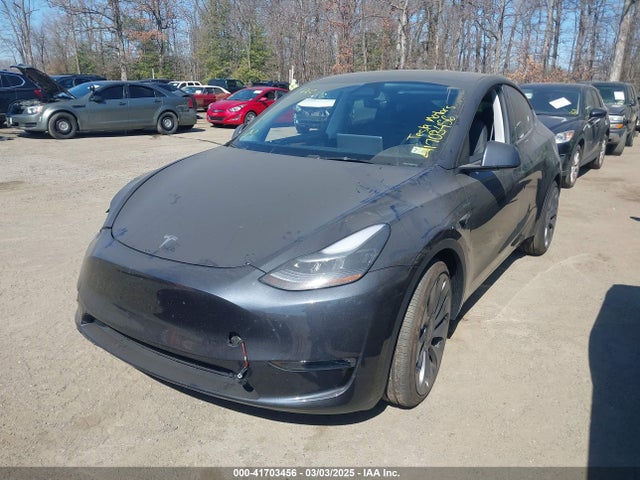 2024 TESLA MODEL Y 7SAYGDEF2RA308370 Photo 1