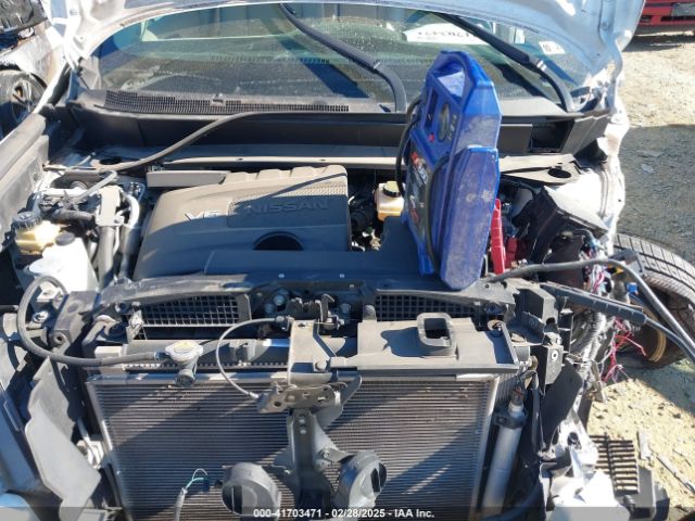 5N1DR2MM8HC624702 Nissan Pathfinder Platinum