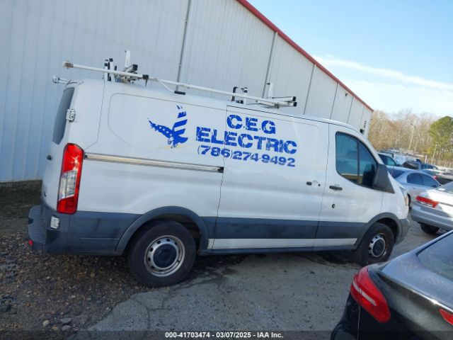 1FTYE1YM0FKB31248 Ford Transit-150