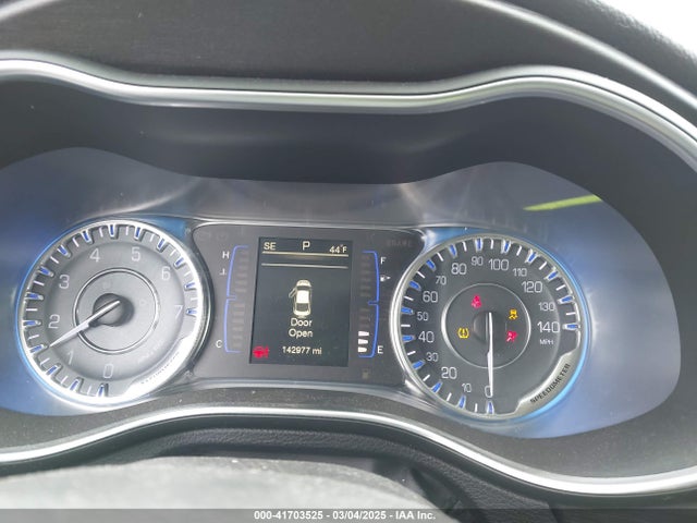 Chrysler 200 Limited 2016 1C3CCCAB9GN136473 Image 7