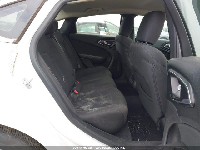 Chrysler 200 Limited 2016 1C3CCCAB9GN136473 Image 8
