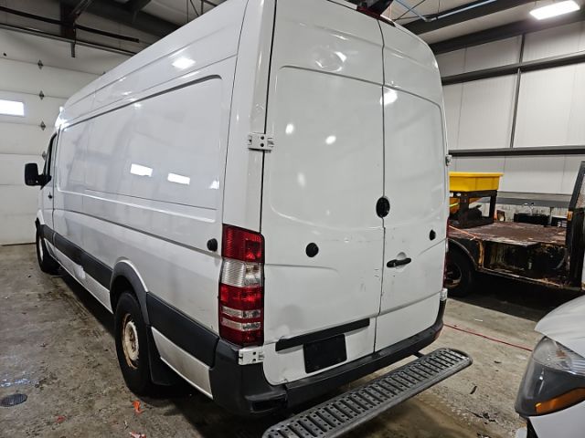 WD3PE8DD7GP364097 Mercedes-Benz Sprinter 2500 High  Roof/high Roof