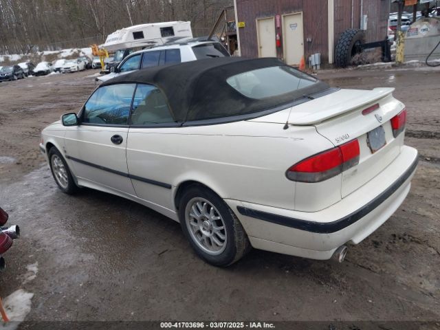 2002 SAAB 9-3 YS3DF78K527002490 Photo 2