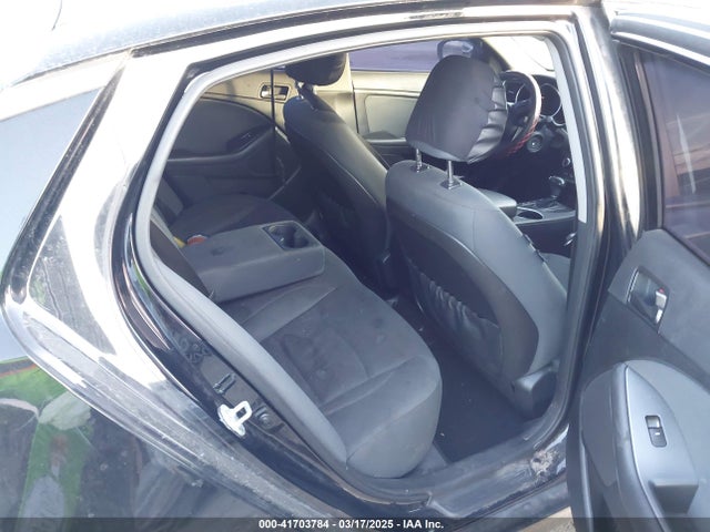 5XXGM4A76FG485645 KIA Optima Lx