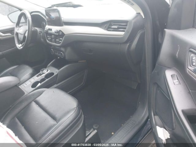 1FMCU0CZ9MUA38462 Ford Escape Sel Hybrid