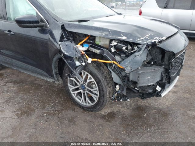 1FMCU0CZ9MUA38462 Ford Escape Sel Hybrid