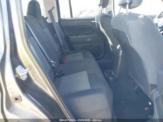 1C4NJRBB1FD206631 Jeep Patriot Sport
