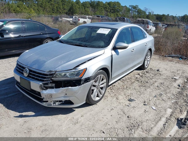 1VWGT7A35HC028813 Volkswagen Passat 1.8t Se