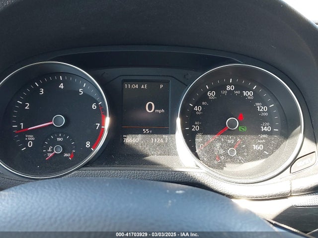 1VWGT7A35HC028813 Volkswagen Passat 1.8t Se