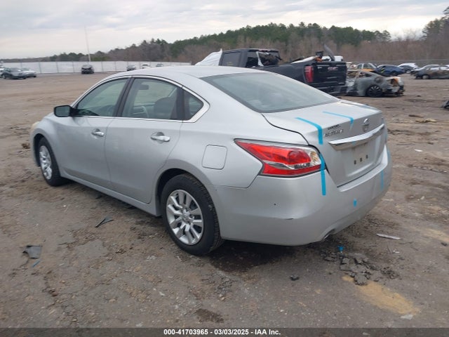 Nissan Altima 2.5 S 2015 1N4AL3AP4FC135410 Image 3