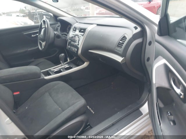 Nissan Altima 2.5 S 2015 1N4AL3AP4FC135410 Image 5