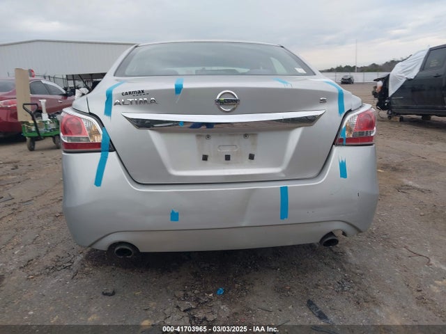 Nissan Altima 2.5 S 2015 1N4AL3AP4FC135410 Image 6