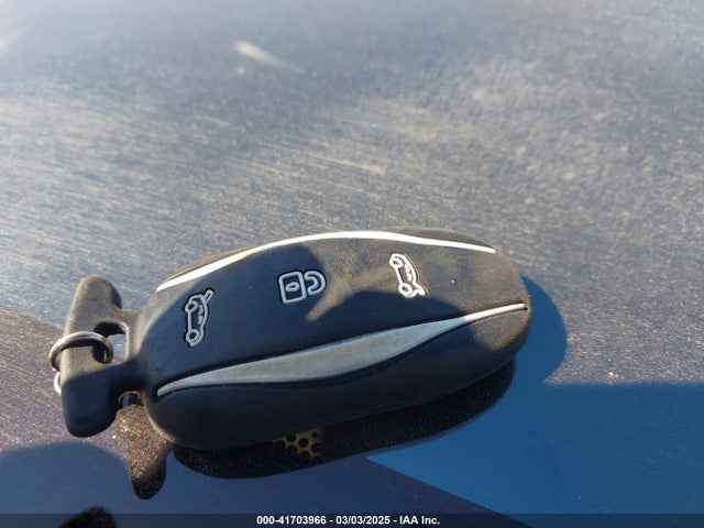 2013 TESLA MODEL S 5YJSA1DN3DFP12852 Photo 10