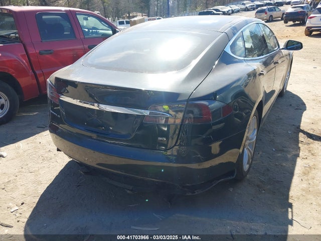 2013 TESLA MODEL S 5YJSA1DN3DFP12852 Photo 3