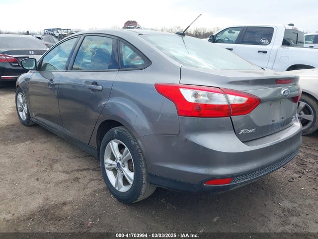 Ford FOCUS SE 2014 1FADP3F25EL405239 Image 3
