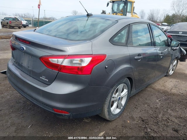 Ford FOCUS SE 2014 1FADP3F25EL405239 Image 4