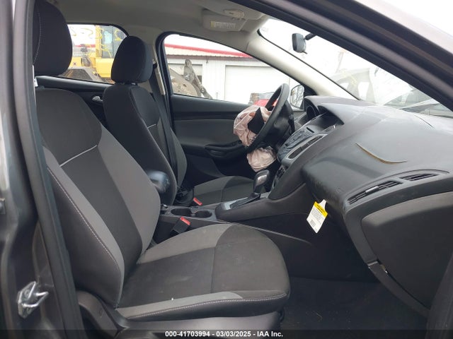 Ford FOCUS SE 2014 1FADP3F25EL405239 Image 5
