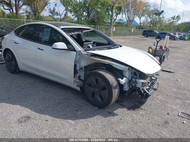 2021 TESLA MODEL 3 5YJ3E1EA2MF913355 Photo 0