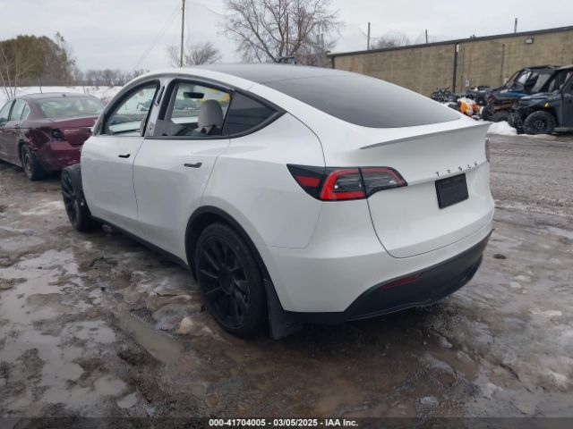 2021 TESLA MODEL Y 5YJYGDEE5MF112262 Photo 2