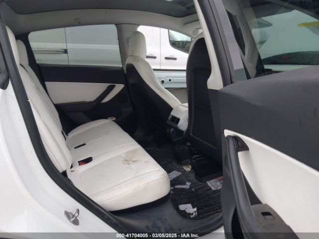 2021 TESLA MODEL Y 5YJYGDEE5MF112262 Photo 7