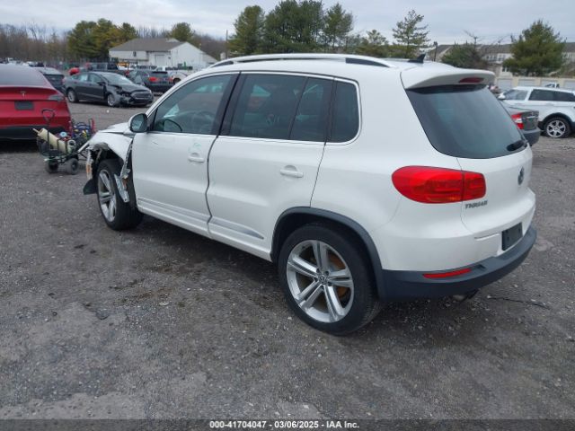 WVGBV3AX5EW013592 Volkswagen Tiguan R-line