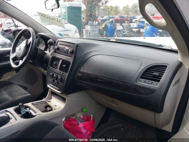 2C4RDGCG0ER322647 Dodge Grand Caravan Sxt