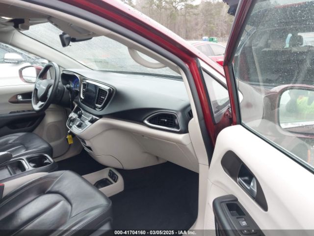 2017 CHRYSLER PACIFICA 2C4RC1BG8HR588293 Photo 4